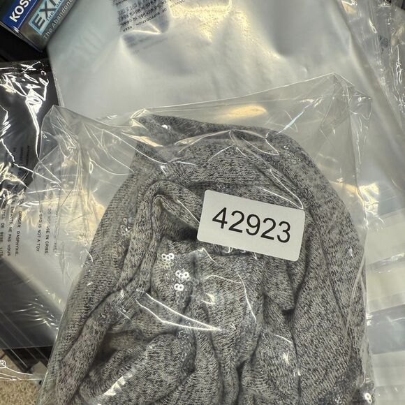 Maurices Sweater Pullover Women S Small Gray Striped Sequin Knit Long Sleeve - Picture 7 of 7